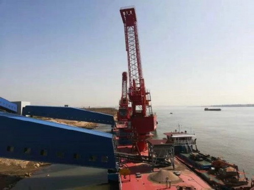 湖北一永久性砂石集并中心建成，總投資約2.5億元，年設(shè)計吞吐量360萬噸