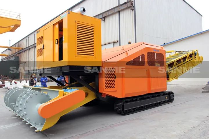 顛覆傳統(tǒng)裝車方式，山美履帶式取料機(jī)助您實(shí)現(xiàn)降本增效、節(jié)能減排！